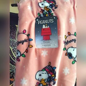 Snoopy Pink Holiday Fleece Throw